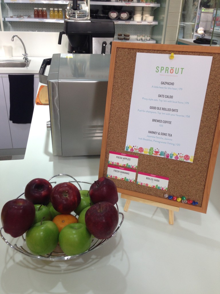 Raw fresh fruits ups for Grabs. Also available in the kitchen; soup, oatscaldo