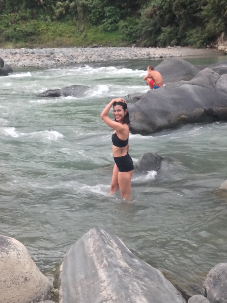 Had to make do with undies as swimwear coz I cant pass up the chance to swim in the ice cold waters of Chico river